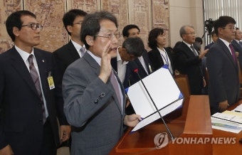 선서하는 조희연 교육감