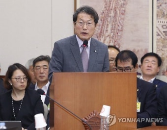 업무보고하는 조희연 교육감