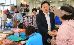 함덕오일시장 찾은 원희룡 제주지사