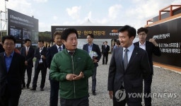 e편한세상 용인 한숲시티 둘러보는 용인시장-대림산업 사장