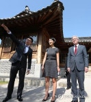 김종덕 장관-프랑스 문화통신부 장관, 한국가구박물관 관람