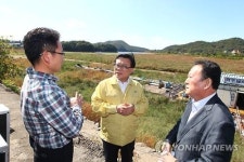 덕우저수지 찾은 이동필 장관