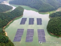 LG CNS가 구축한 경북 상주시 지평저수지 수상 태양광 발전소