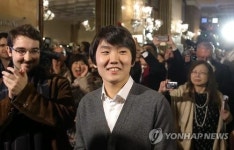 정경화 크리스티안 짐머만, 조성진 연주에 그가 금메달!