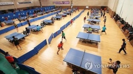 탁구로 다문화 이웃 도와요