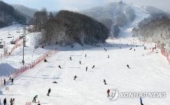 겨울아 반갑다…강원 스키장 시즌 개막