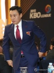 수트가 잘 어울리는 이승엽