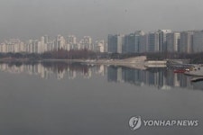 미세먼지주의보 내린 고양시 호수공원