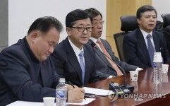 발언하는 오수근 법학전문대학원협의회장