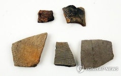 풍납토성서 발굴조사 통해 해자 확인
