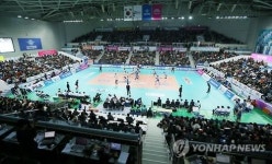 관람객 가득 찬 계양체육관