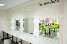 편의점 어디까지 이용해봤니…납부·택배에 탈의실도