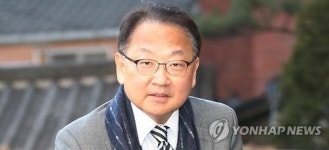 유일호 경제부총리 후보자 출근