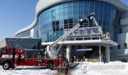 <최강한파> 안전사고 예방 광주송정역 지붕 고드름 제거