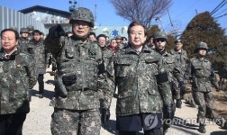 전방부대 방문한 김무성 대표