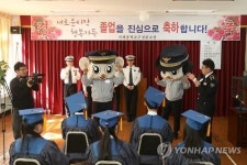 이들이 있기에…3년간 순찰차로 산골 여중생 귀가