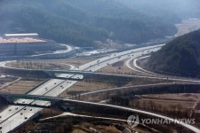 남해고속도로 소통 원활 합니다
