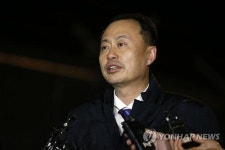  답변하는 김남식 개성공단 관리위원장
