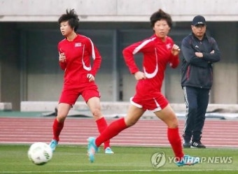 <올림픽여자축구> 한국전 앞둔 북한 대표팀 '스피드와 체력 과시'