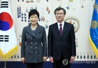 박근혜 대통령과 정관주 문화체육관광부 1차관