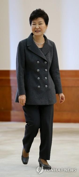 윤석열 대통령, 재외 공관장 14명에게 신임장 수여식 열어
