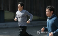 국민체육인증센터에서 체력검증하는 코레일 지원자들