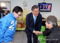 해운대 후보 지원 나선 문재인