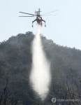 소백산 화재 국립공원 삼킬 뻔…사투끝 500ｍ 앞에서 불길 방어