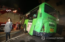 마포구 성산고가서 마을버스 추락