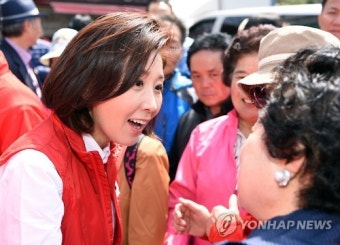 <총선> 용산 유세장 찾은 나경원
