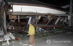 日구마모토 강진 사망 32명ㆍ부상 2천여명…붕괴 피해확산(종합)