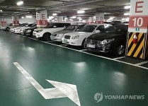 기둥에 가리고 번호판 흐릿 못 믿을 서울 공영주차장 CCTV