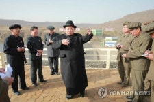 北김정은, 완공된 백두산3호발전소 시찰