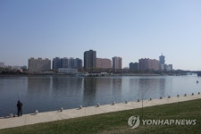 대동강변 고층빌딩
