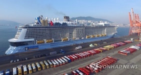 크루즈 손님 맞이 관광버스 100대 출동