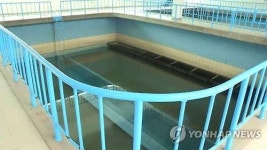 인천 남동정수장 밸브 교체…한때 흙탕물 콸콸