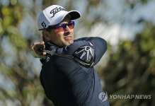 올림픽 불참 골프선수 스콧 "출전 선수들 건강 우려"
