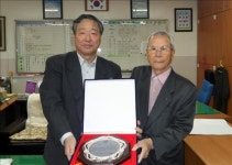 92세 고령에 초교서 시조창 가르치는 방과후 선생님