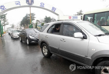 논산훈련소 주변 펜션 6시간에 15만원…돈없는 아버지 어쩌나(종합)