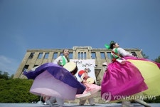 분단의 현장에 울려 퍼지는 평화의 노래
