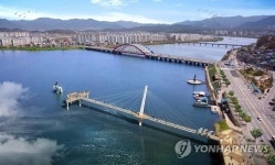 춘천 소양강 스카이워크 7월 개장…공정률 70％