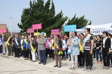 훈련소 주변 상인들의 뒤늦은 반성