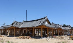 건축비 싸고 주거성능 높인 강릉 한옥마을