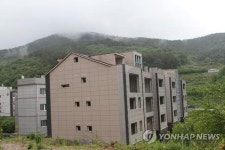 영화 안보고 택시 안탄다…거제·울산 주민들, 조선업 불황에