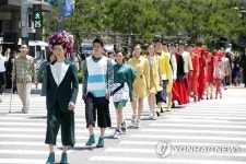 건널목의 무한변신