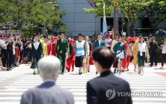 건널목의 무한변신