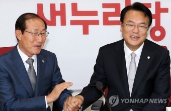 이원종 靑비서실장, 국회부의장·여야지도부 두번째 예방