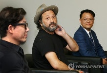 한국서 전시회 여는 미스터브레인워시