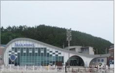 흑산도항 여객터미널 새 단장 마치고 오늘 준공