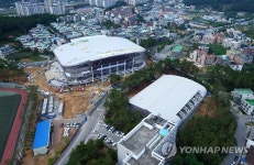 모습 갖춰가는 2018 동계올림픽 관동 하키센터